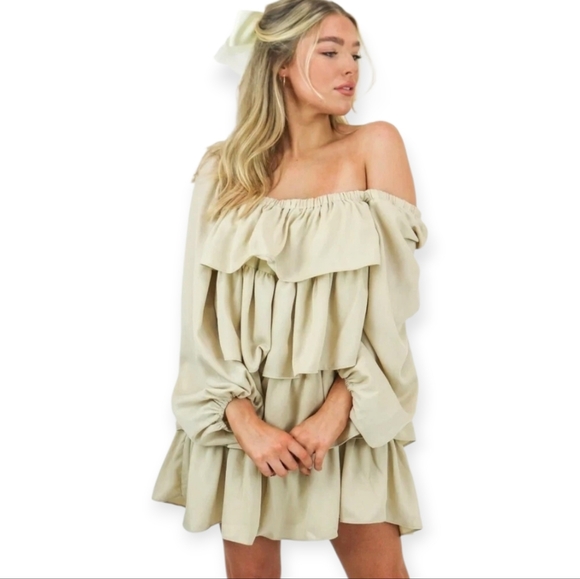 NWT WeWoreWhat Crinkle Chiffon Tiered Mini Dress In Creme Bruilee XL - Picture 14 of 15